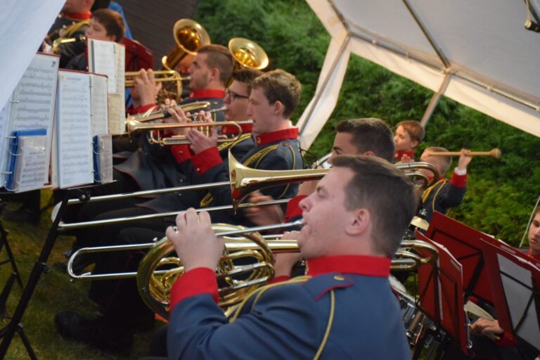 5fbeede9-bd74-45f7-99ad-dd75f3065725