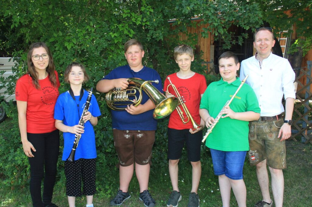 img-W0D6slxVOiPJkPoP-min