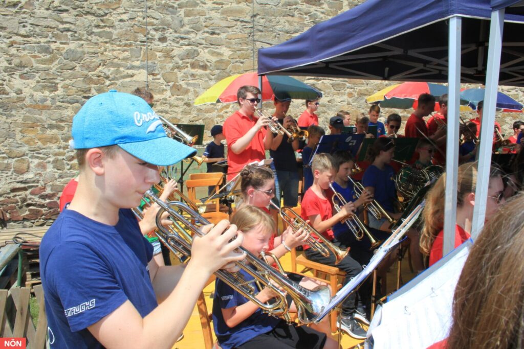 img-vmXLk0WElgwQYgy4 (1)-min